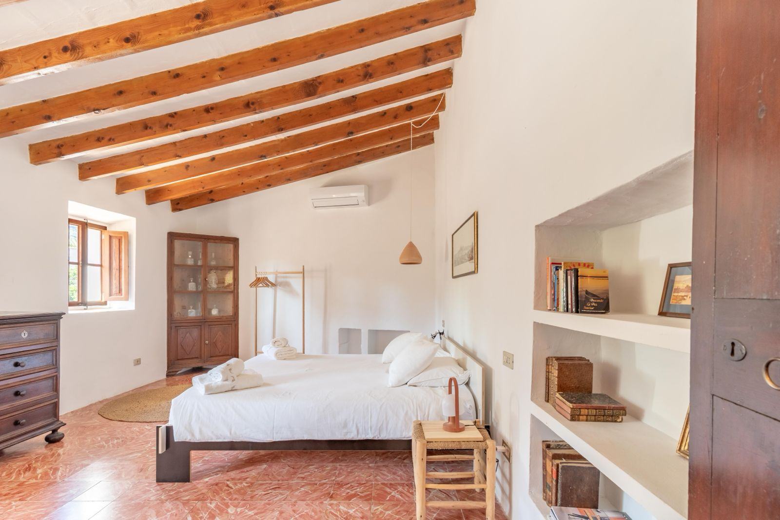 Roja bedroom · Finca Sa Sinia